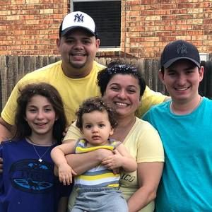 Meet your Posher, Moises